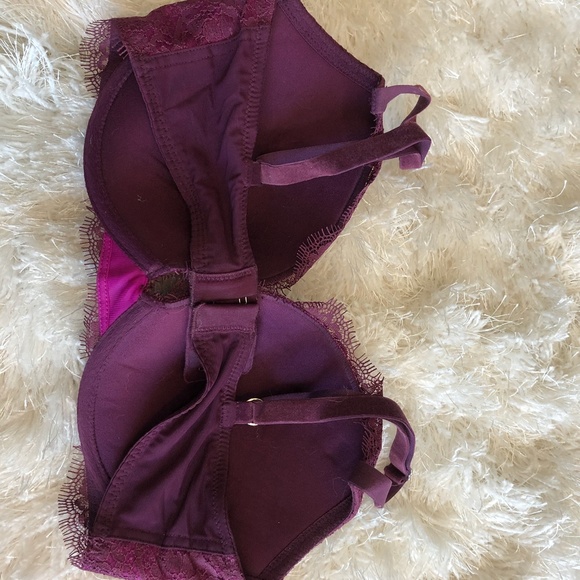 Victoria's Secret Dream Angels Push-Up Bra - Picture 2 of 4